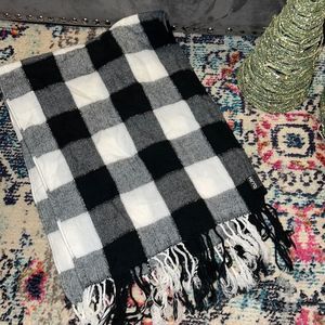 checkered scarf